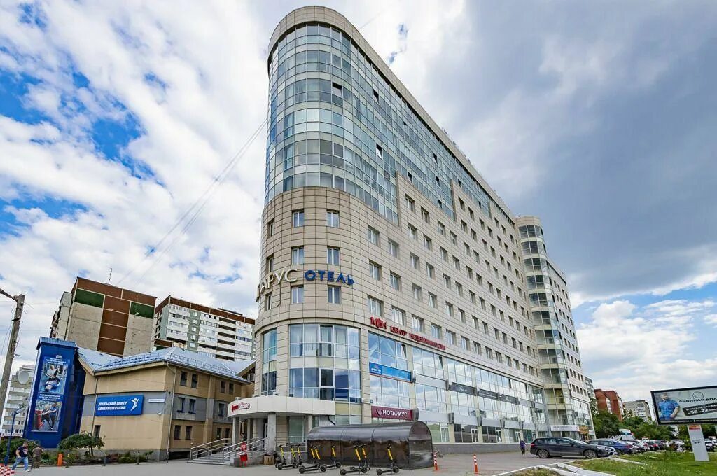 Парус фото екатеринбург В Екатеринбурге продается гостиница "Парус" в районе Автовокзала, 12 сентября 20
