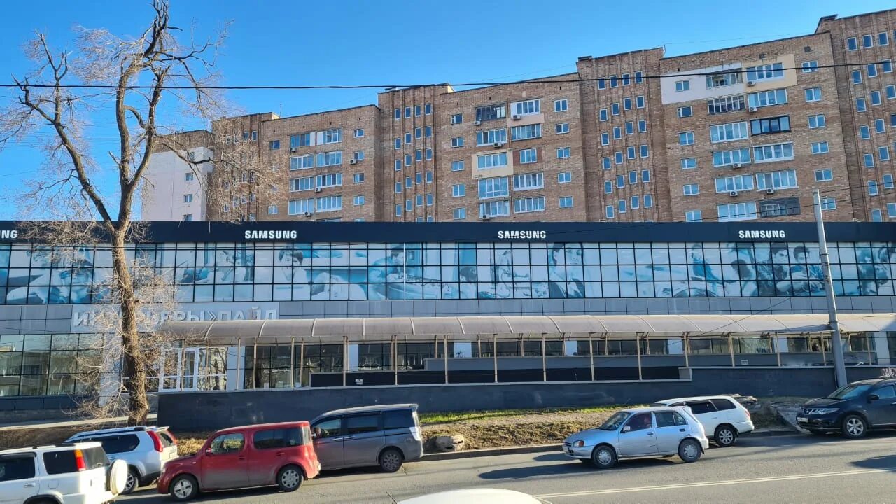 Парус океанский просп 90 владивосток фото Photo: Samsung, electronics store, Vladivostok, Okeanskiy Avenue, 108А - Yandex 