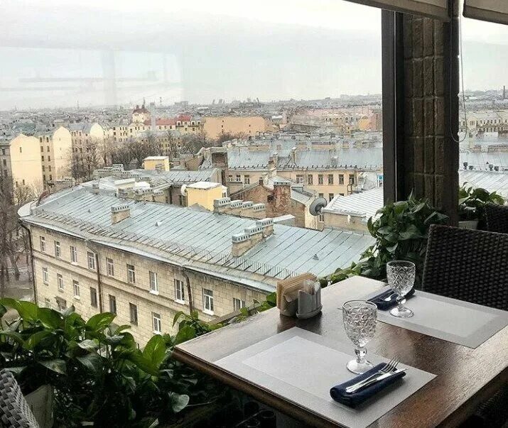 Паруса на крыше спб фото Паруса на крыше, ресторан, ул. Льва Толстого, 9, Санкт-Петербург, Россия - Яндек