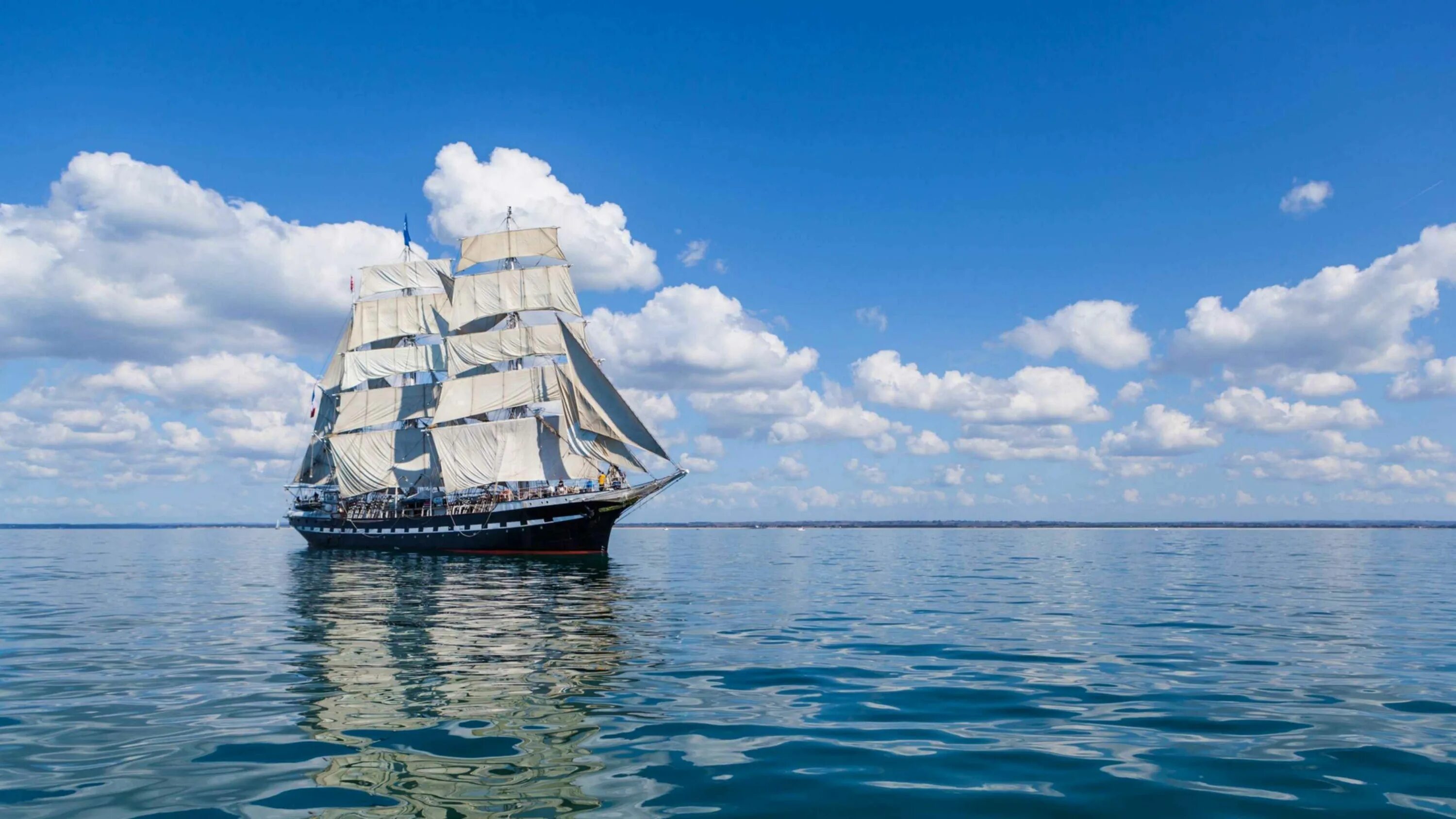 Парусники фото высокого Картина на холсте 60x100 LinxOne "Корабль, море, небо, парус, волны v" интерьерн