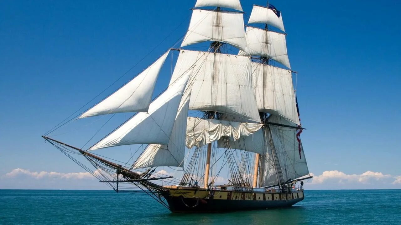 Парусные суда фото Life on a Tall Ship - Nicolet Bank Tall Ships