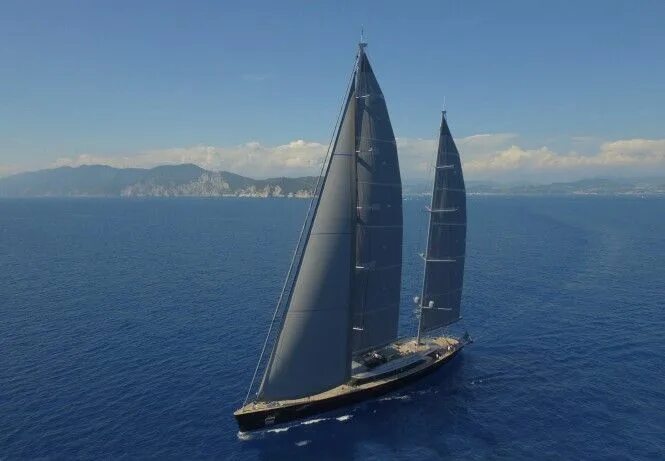 Парусные яхты фото высокого разрешения Sailing Yacht Sybaris wins 3 Gold Neptune Trophies at 2017 the Superyacht Design