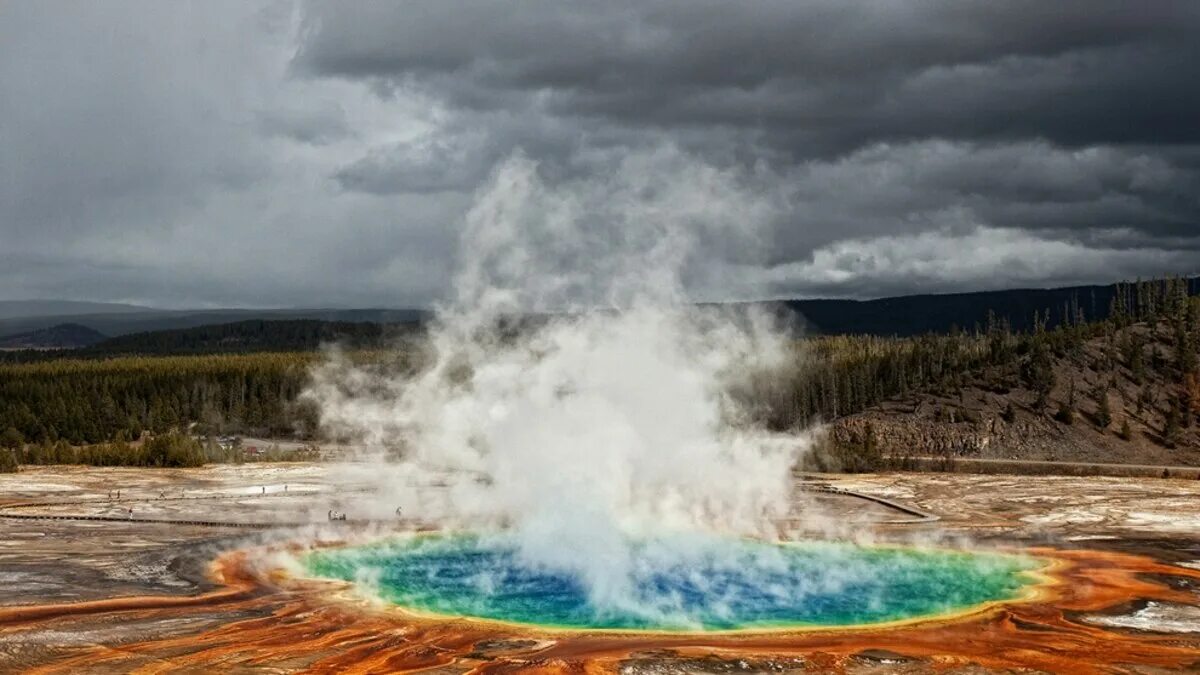 Пары воды фото Hike Yellowstone's Wild Southwest, Wyoming, Best American Adventures -- National