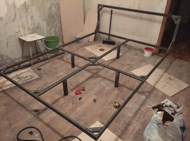 Парящая кровать из металла фото Парящая кровать с подсветкой своими руками из металла - Наша недвижка, наш дом, 