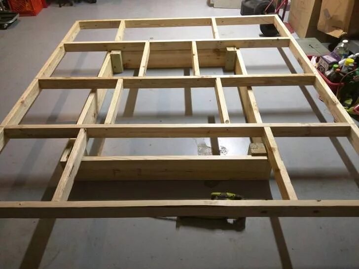 Парящая кровать своими руками чертежи фото DIY floating bed frame Floating bed frame, Floating bed, Bed frame