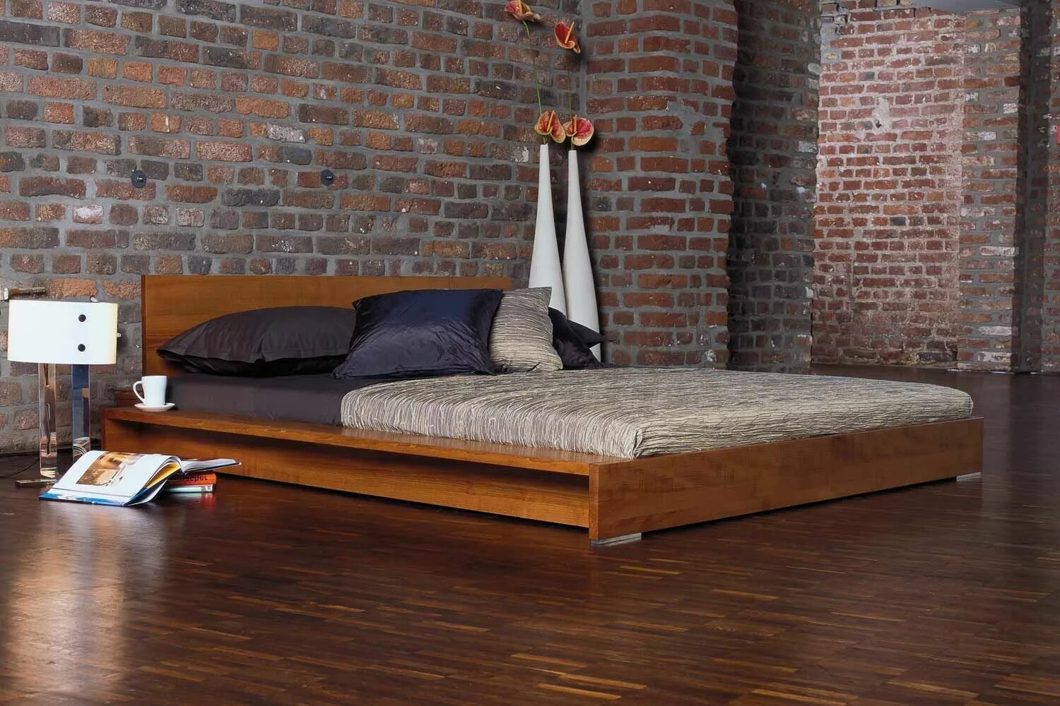 Парящая кровать в стиле лофт Account Suspended Low platform bed frame, Bed frame, Leather platform bed
