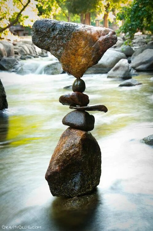 Парящие камни фото The Art of Rock Balancing by Michael Grab @ gravityglue.com #ad Balance art, Roc