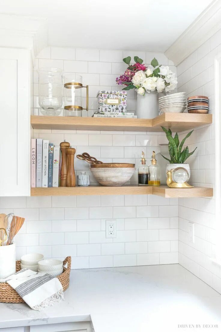 Парящие полки на кухне фото в интерьере Our Floating Corner Shelves Home decor kitchen, Open kitchen shelves, Interior d
