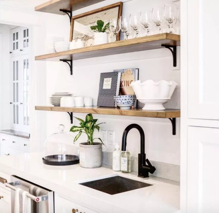 Парящие полки на кухне фото в интерьере Home Tour- Hawkes Landing most Gorgeous White Kitchen - Nesting With Grace Gorge