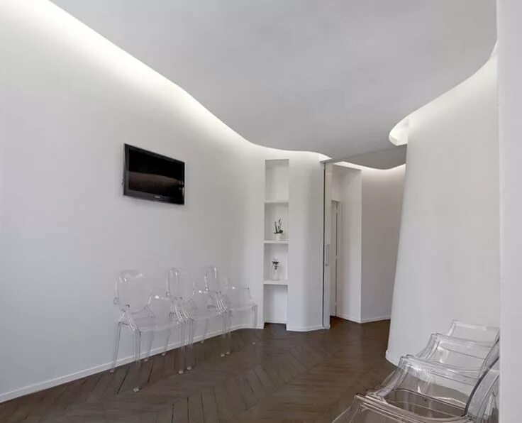 Парящие стены в интерьере Dumas & Chaine Cabinet / SWAN Architectes False ceiling living room, False ceili