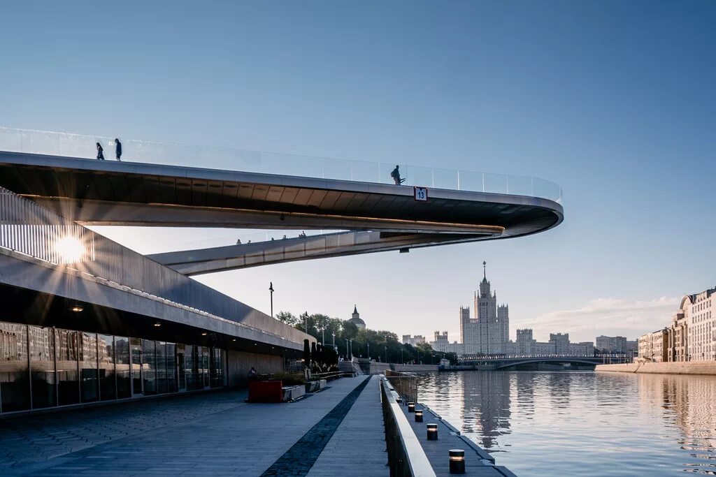 Парящий мост фото Floating Bridge over Moskva river at sunrise. Moscow, view. Flickr