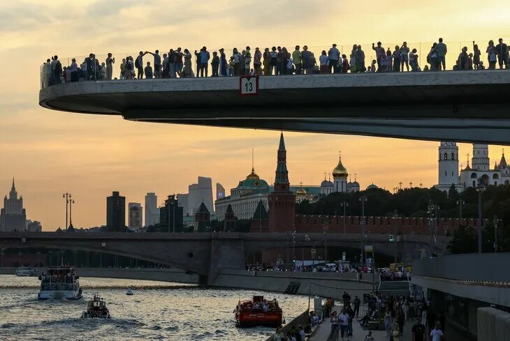 Парящий мост в москве фото Посмотреть на город свысока: 7 отличных мест Москвы с панорамным видом - The Cit