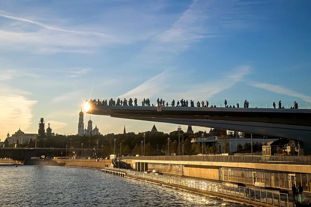Парящий мост в зарядье фото Хостел ОСТТРОВ, Москва, цены от 700 руб. рядом с Кремлем Свободные койко-места н