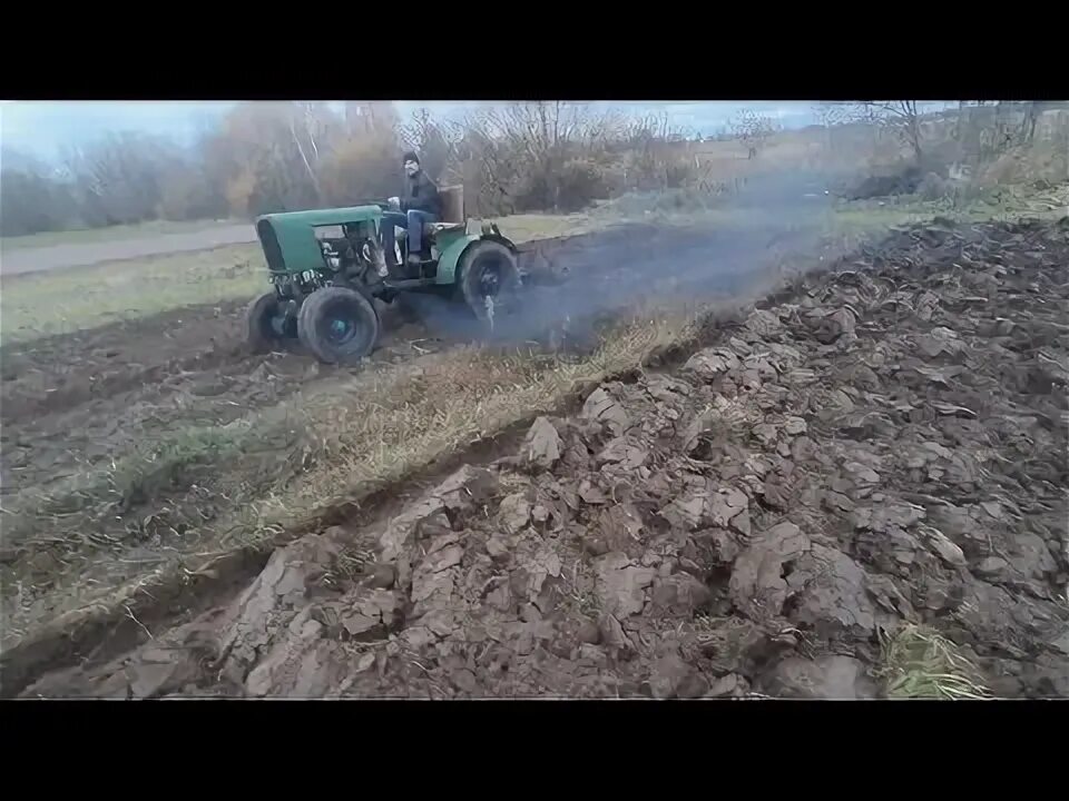 Пашем самодельным трактором снова Пашем целину И не только самодельным трактором - YouTube
