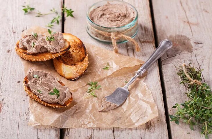 Паштет из куриной печени фото 7 рецептов домашнего паштета из куриной печени Food, Ethnic recipes, Recipes