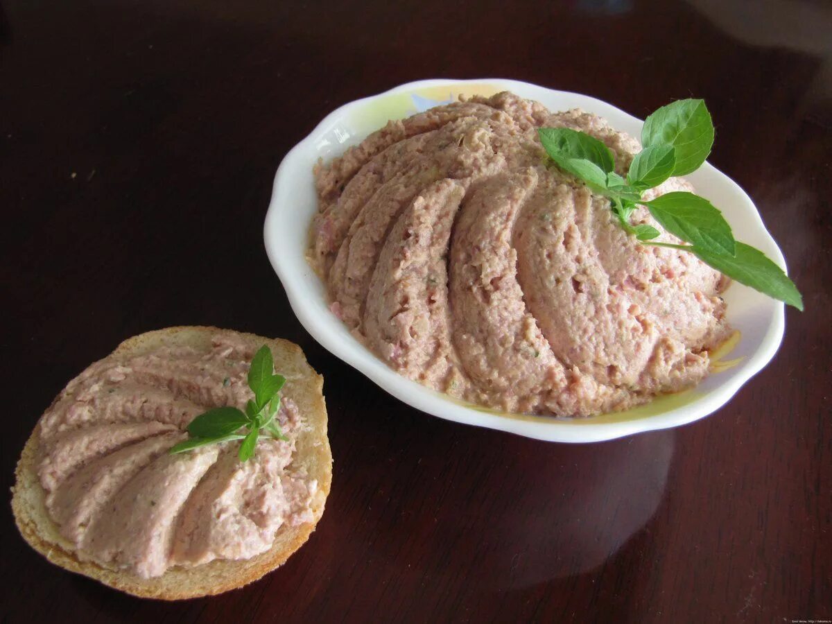 Паштет из курицы фото Готовим из сала и грецких орешков простой закусочный паштет. Печеные яблоки, Иде
