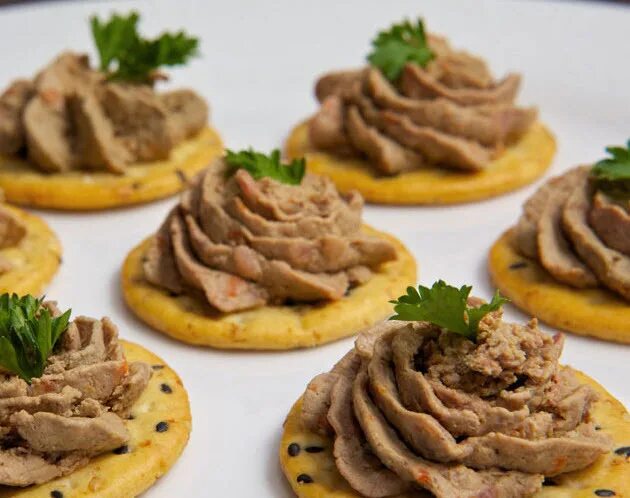 Паштет из печени с фото пошагово Сколько варить куриную печень для паштета?