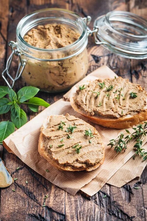 Паштет куриный домашний рецепт с фото Chicken Pâté with Bread Crumbs. Stock Image - Image of cake, chicken: 286066415