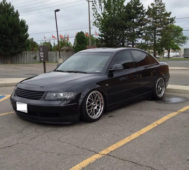 Пассат б5 тюнинг фото The Stance, Stretch, Poke, Wide Wheels and Unsafe Thread. Slammed cars, Vw passa