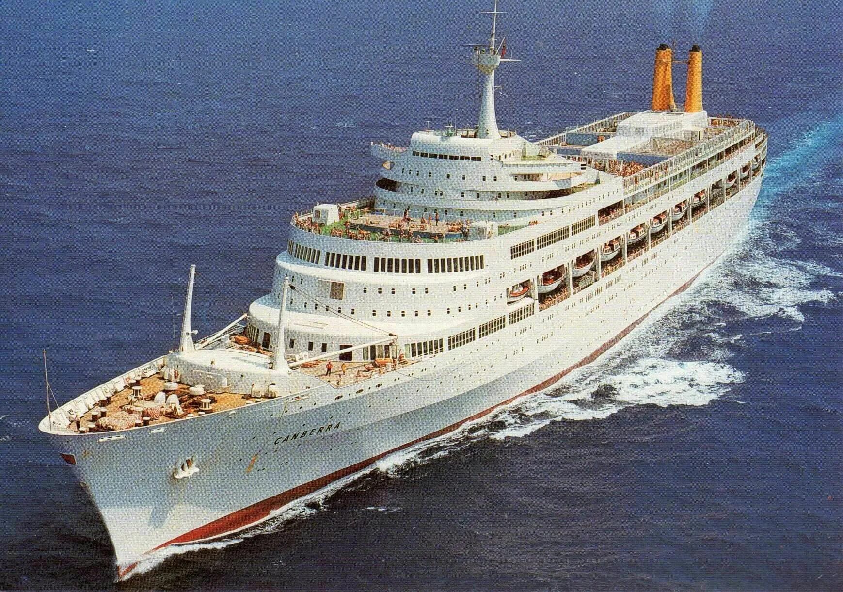 Пассажирские суда фото Pin by John DeBusi Jr. on Cruiseships Cruise ship, Southampton england, Historic