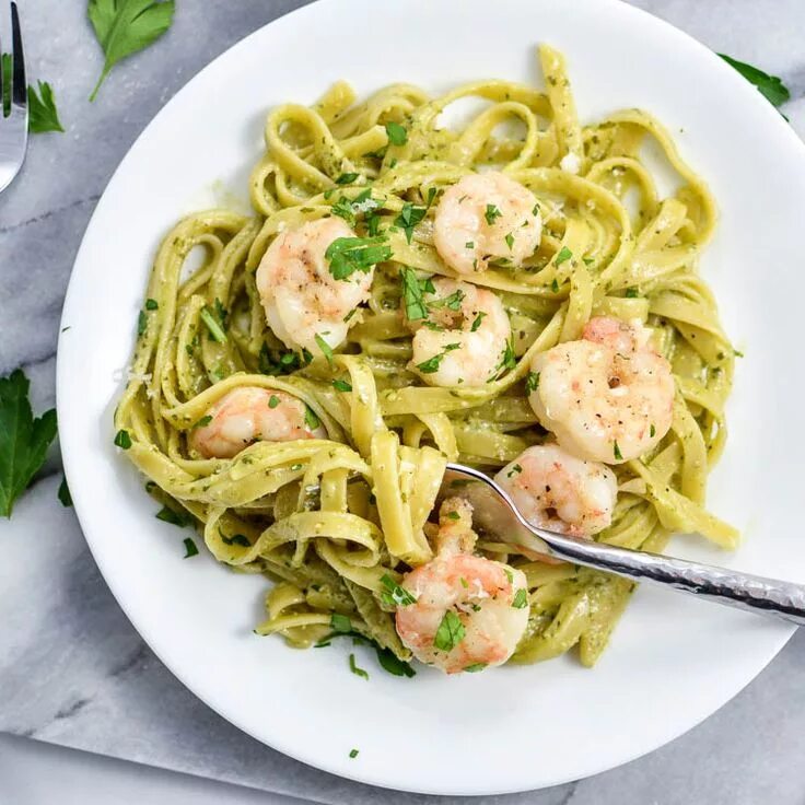 Паста с соусом рецепты с фото Creamy Pesto Pasta with Garlic Butter Shrimp Receta Recetas