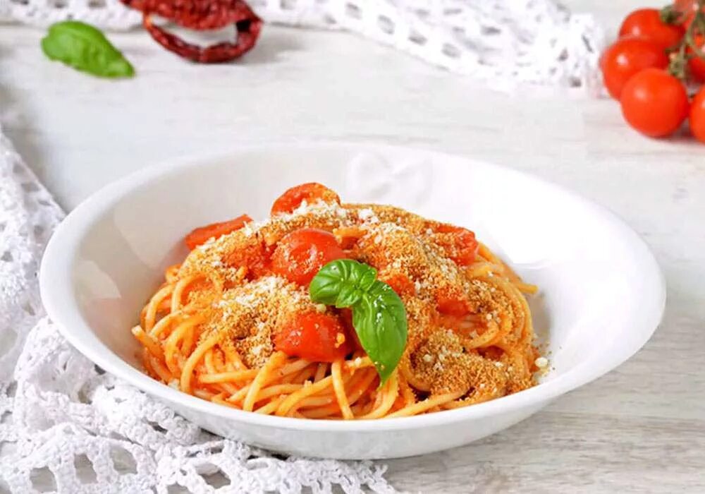Паста с томатным соусом фото Паста с томатным соусом - простой и вкусный рецепт с пошаговыми фото
