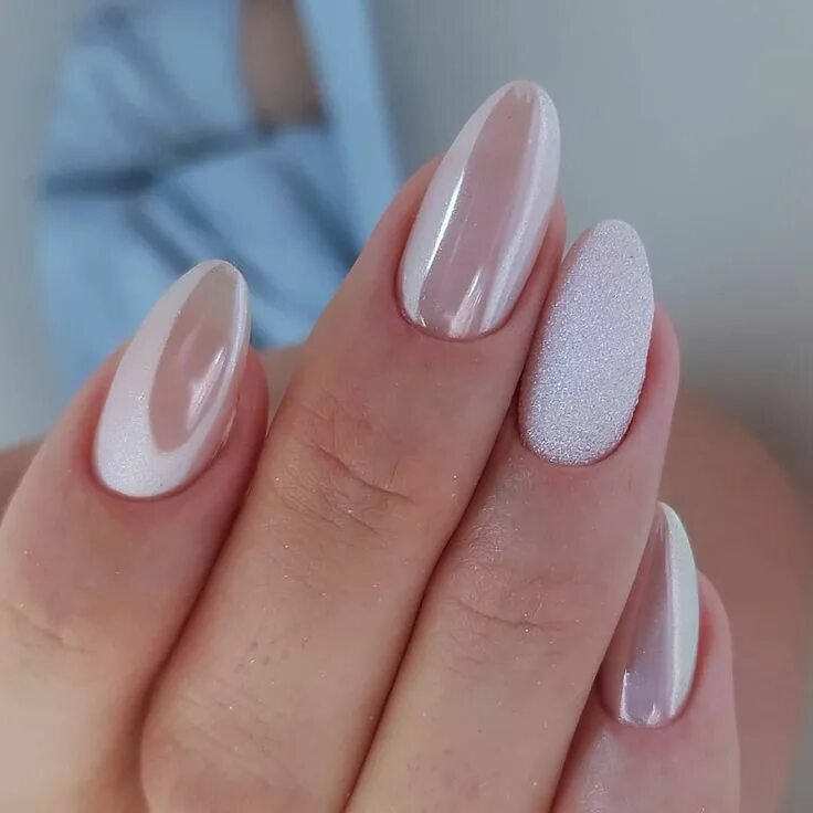 Пастельный маникюр миндаль Pin on Nails Neutral nails, Metallic nails, Nails