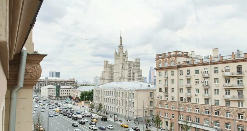 Пастричи садовая кудринская ул 25 москва фото Город продаст помещение в бывшем особняке начала XX века в центре Москвы Недвижи