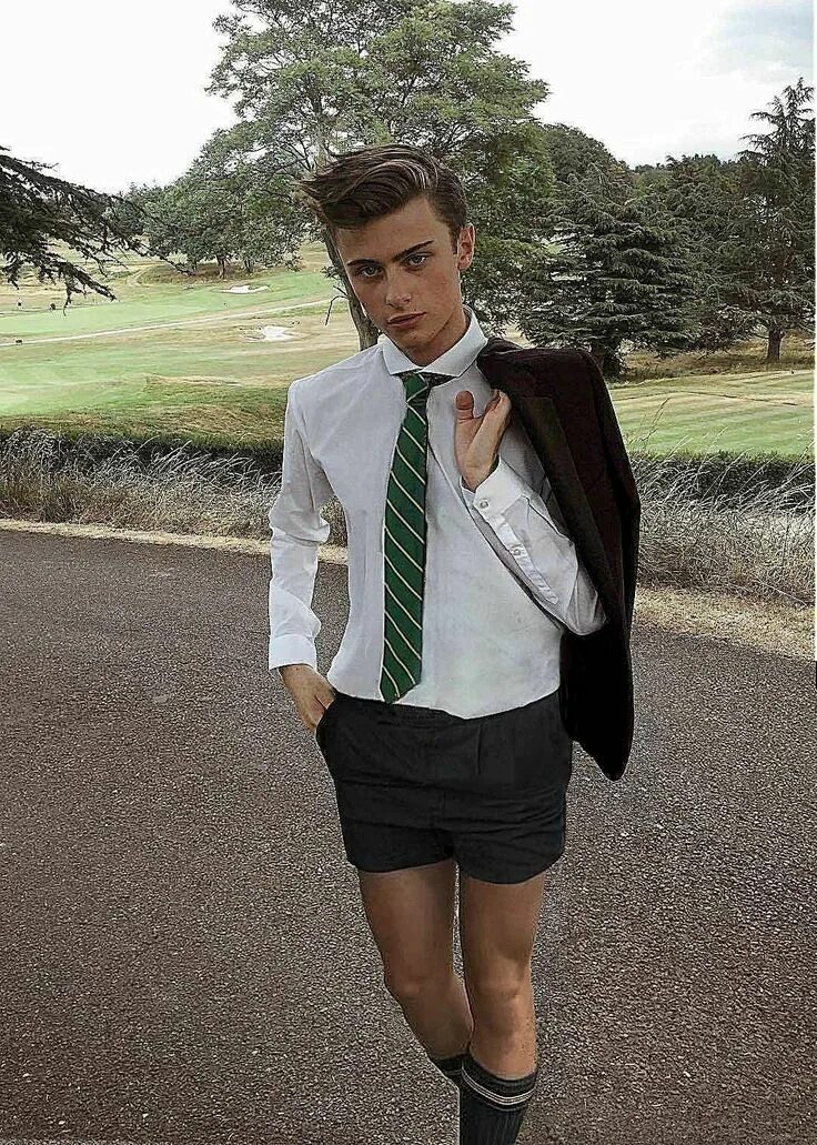 Пацан в школе фото Pin on New Mutants School picture outfits, Boys school uniform, Boys uniforms