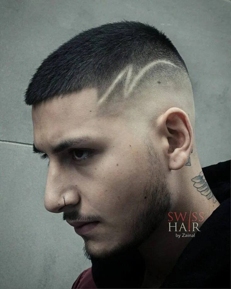 Пацанские прически короткие diseño sobre fade corto Cool short hairstyles, Mens haircuts short hair, Mens ha