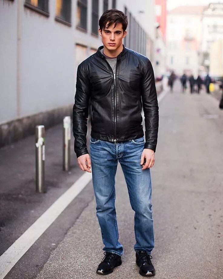 Пацаны студенты в джинсах фото вк Pin em Leather Jacket