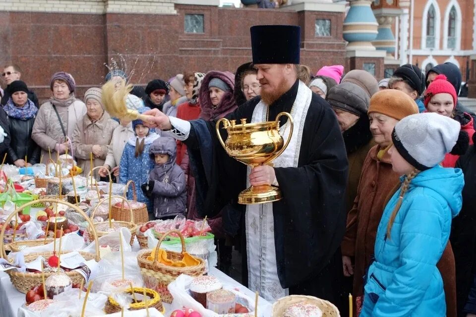 Пацха светогорская ул 12 1 фото Накануне Светлой Пасхи жителям Йошкар-Олы предлагают освятить яйца и куличи - KP