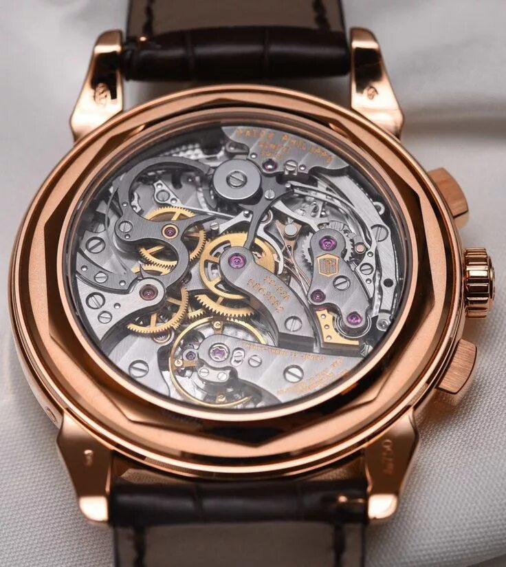 Патек филипп часы фото Patek Philippe 5270R-001 Perpetual Calendar Chronograph Watch Hands-On aBlogtoWa