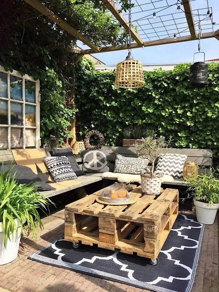Патио на даче своими руками Bringing coziness to your balcony or terrace - La casa de Freja Backyard patio d