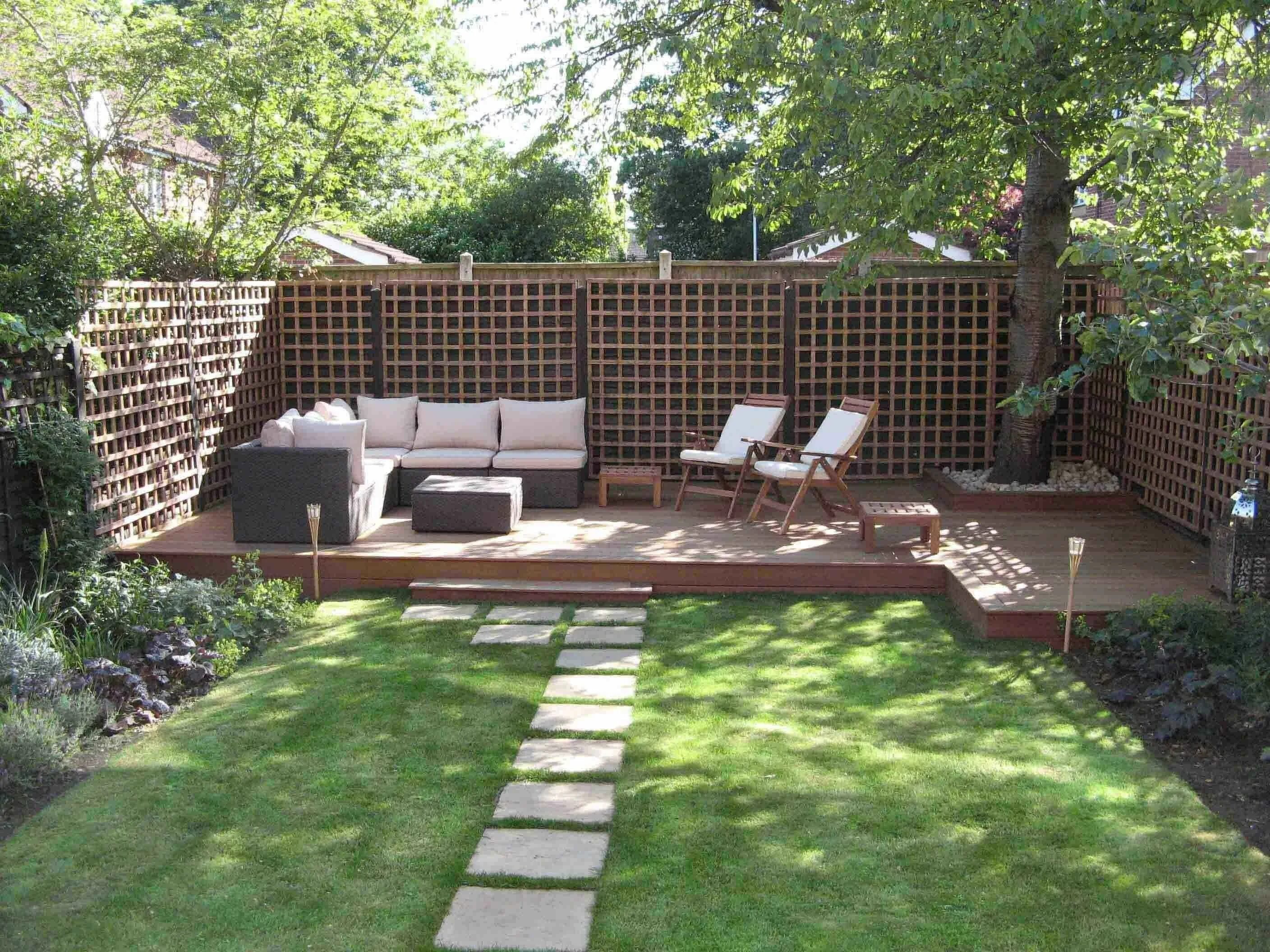 Патио своими руками на даче бюджетный вариант Image result for recycled seating for garden Small backyard landscaping, Modern 