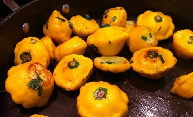 Патиссоны рецепты приготовления с фото простые Sautéed Patty Pan Squash Sauteed zucchini and squash, Summer vegetables side dis