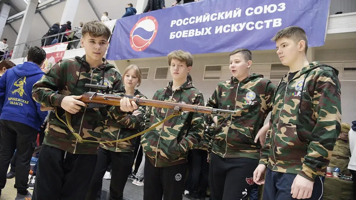 Патриотический клуб фото В Воронеже стартовал первый в России патриотический проект по обучению спортсмен