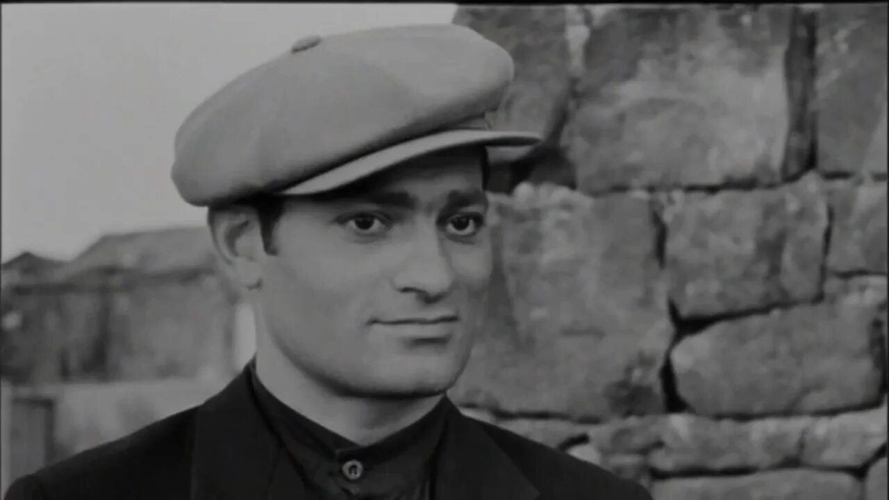 Павел арсенов фото Треугольник (1967) - Եռանկյունի - актеры и роли - Павел Арсенов - советские филь