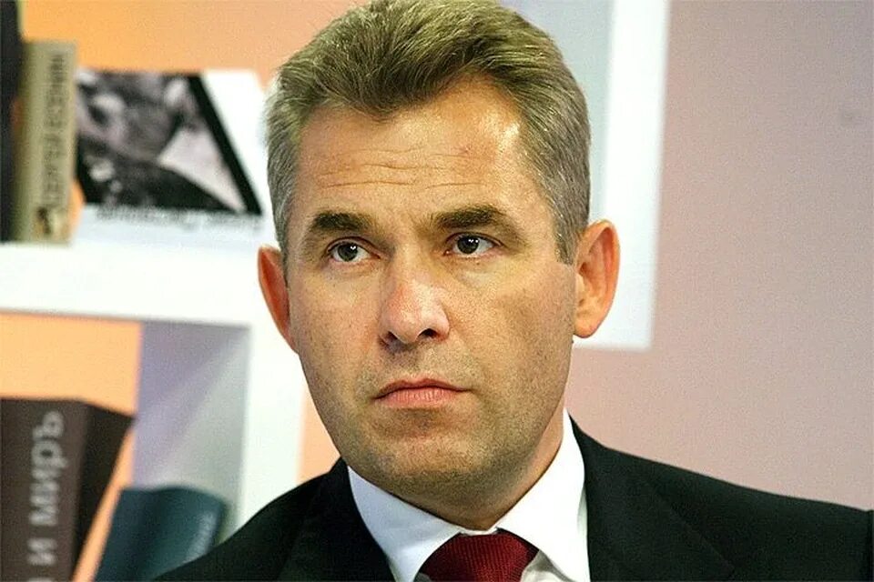 Павел астахов фото Омбудсмены Северного Кавказа выступили в поддержку Павла Астахова - KP.RU