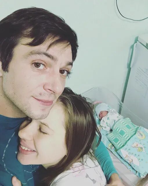 Павел баршак семья фото Павел Баршак объявил о рождении дочери