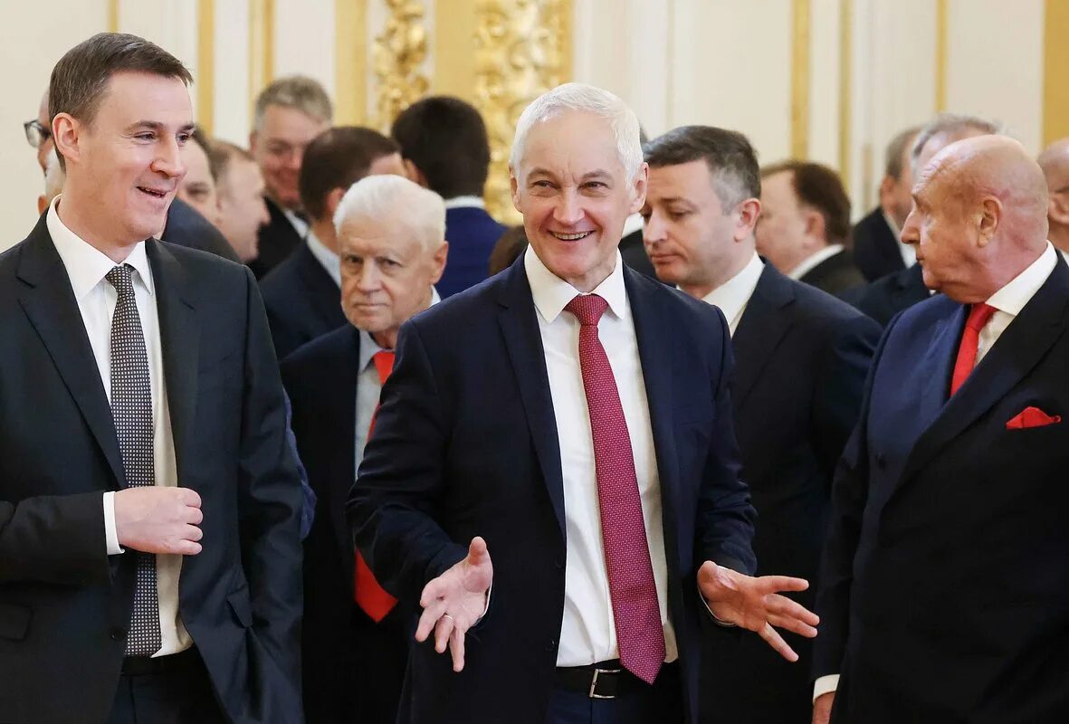 Павел белоусов сын министра обороны фото Кандидат на пост главы Миноброны Белоусов: как политик помогал храму и школе, сл