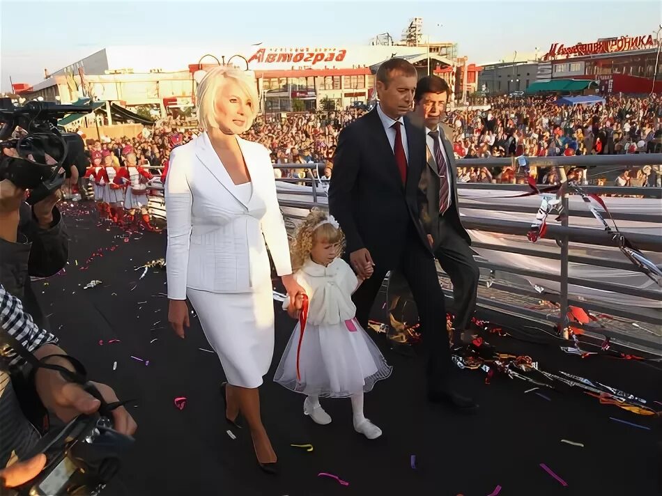 Павел чекотов иркутск фото Первую очередь пешеходного моста через улицу Рабочую открыли в Иркутске - МК Ирк