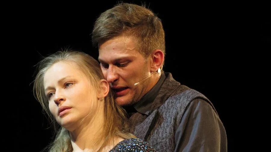 Павел чинарев жена алена бондарчук фото "ГРОЗАГРОЗА". Новый спектакль Евгения Марчелли