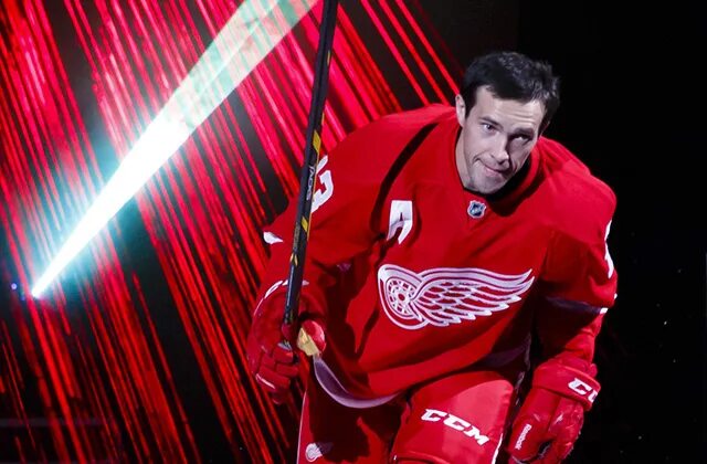 Павел дацюк фото USP NHL: BOSTON BRUINS AT DETROIT RED WINGS S HKN USA MI For The Win