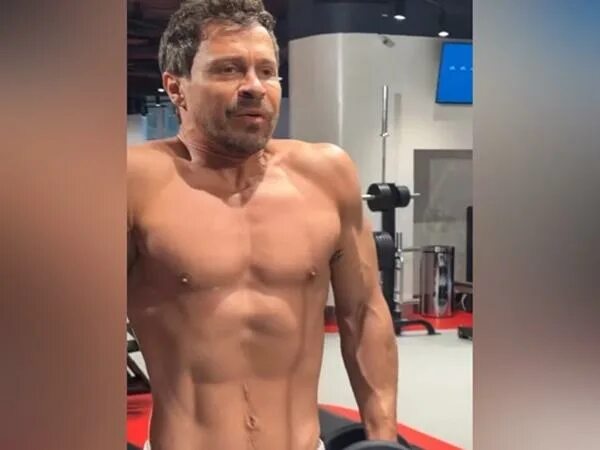 Павел деревянко фото торс Таганрожец Павел Деревянко показал идеальное тело из спортзала " DonDay - новост