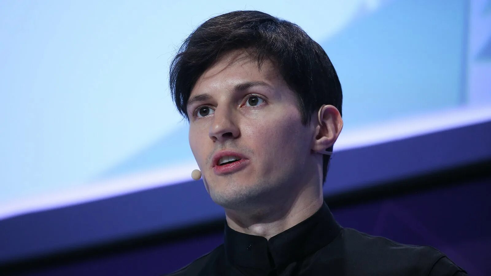 Павел дуров фото 2024 Неделя миллиардера: Дуров получил паспорт ОАЭ, Дерипаска и Кесаев лишились кипрс