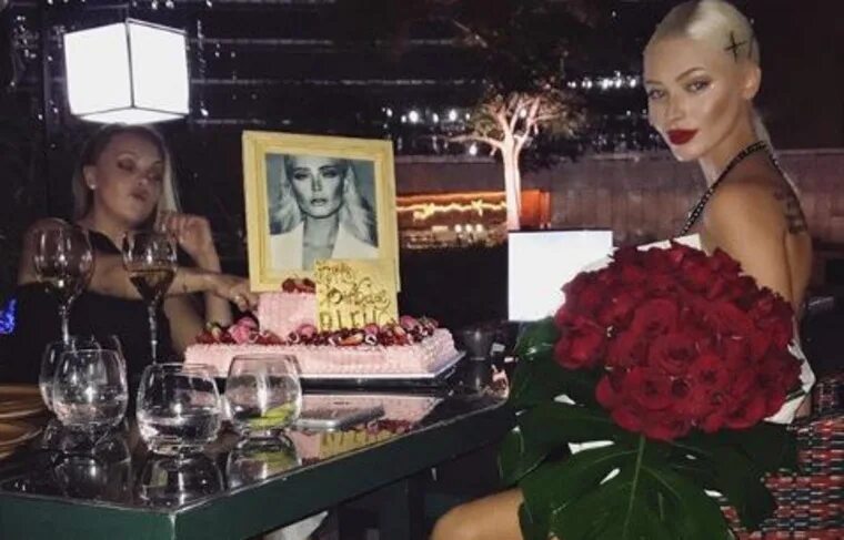 Павел дуров и шишкова фото Тюменская экс-подруга Тимати Алена Шишкова отметила свой день рождения в компани
