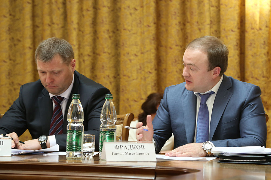 Павел фрадков биография фото Стремительная карьера Павла Фрадкова - сына директора Российского института стра