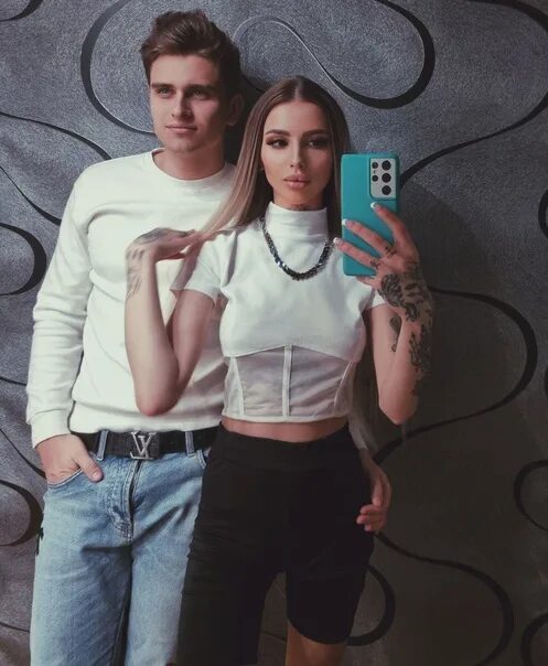 Павел геша муж клавы безверховой фото Clava Bezverkhov reunited with her husband The other day Klava together with the