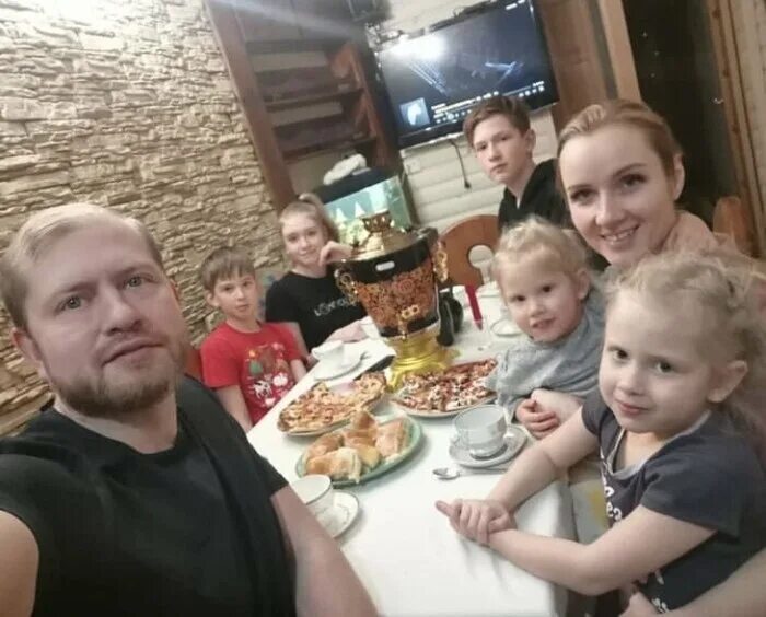 Павел когельман и мария львова белова фото Детский омбудсмен РФ Мария Львова-Белова вместе с мужем священником воспитывает 